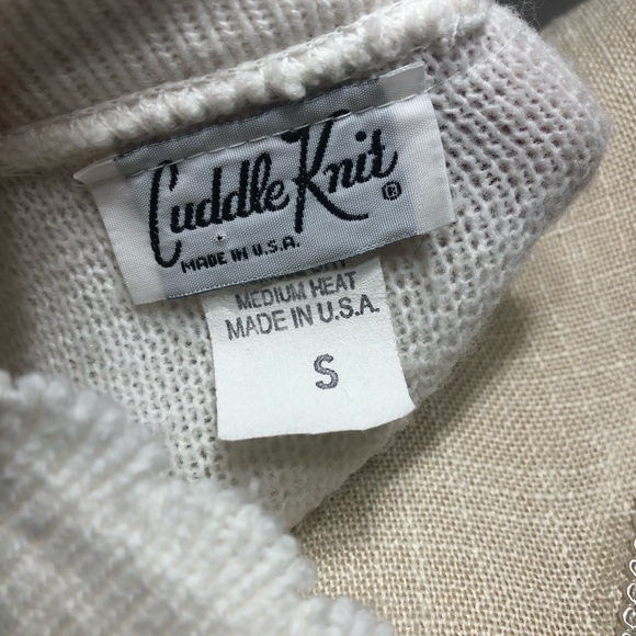 Cuddle Knit Vest - Picture 5 of 6